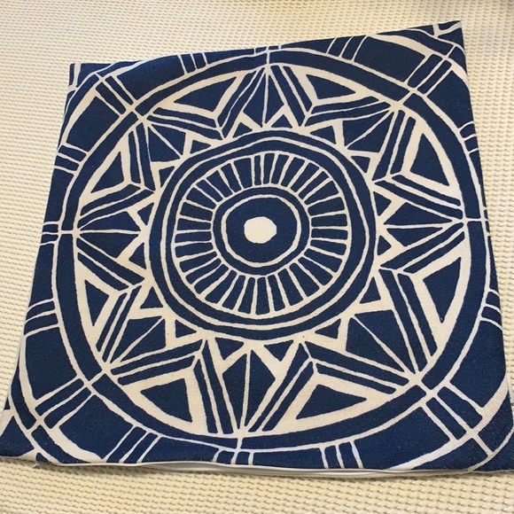 Cali Time Accent Pillow cover - Picture 3 of 5